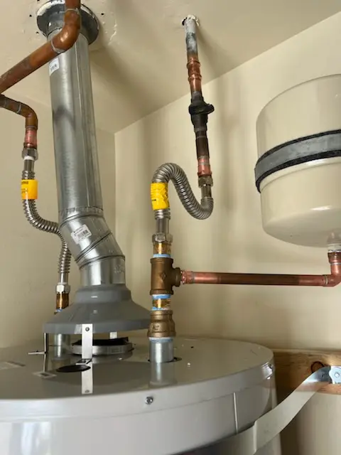 Water heater installation and plumbing repair in School Park